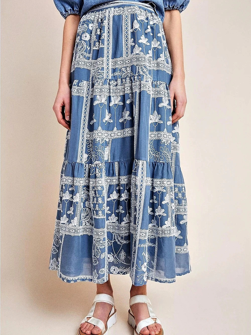 Maeve by Anthropologie Ariadne Embroidered Maxi Skirt Blue & White Small
